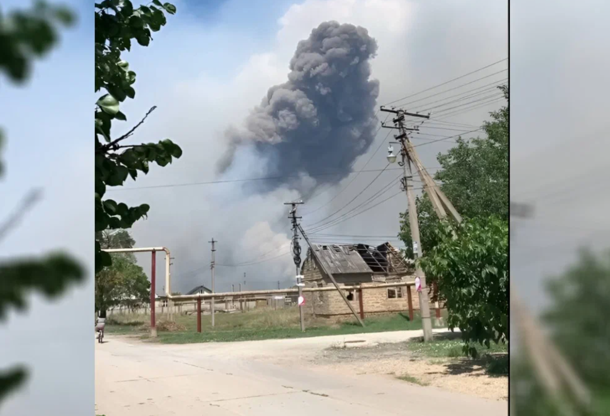    Во время атаки украинского беспилотника в Крыму пострадал российский склад боеприпасов Марина П.