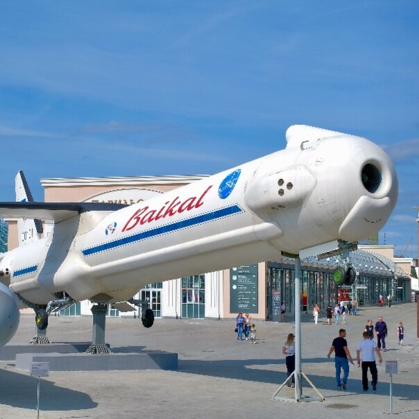 Возвращаемая ступень "Байкал-Ангара", доросла вроде только до массогабаритного макета...