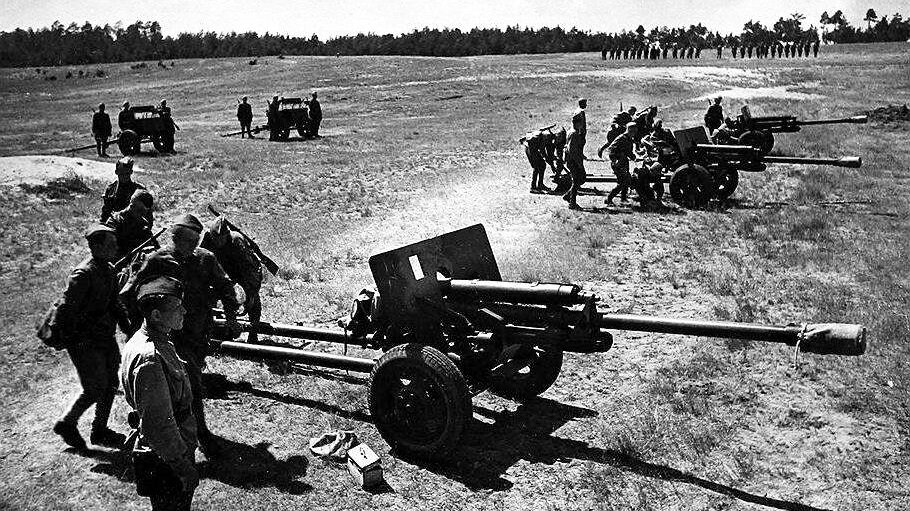 76-мм пушка ЗИС-3