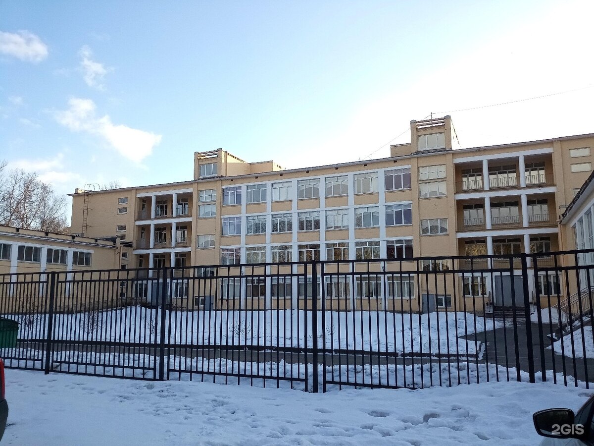 143 школа красногвардейского района. Пискаревский проспект 13 школа 143. Школа 143 спб. 143 школа красногвардейского района. Пискаревский проспект 13 школа 143.
