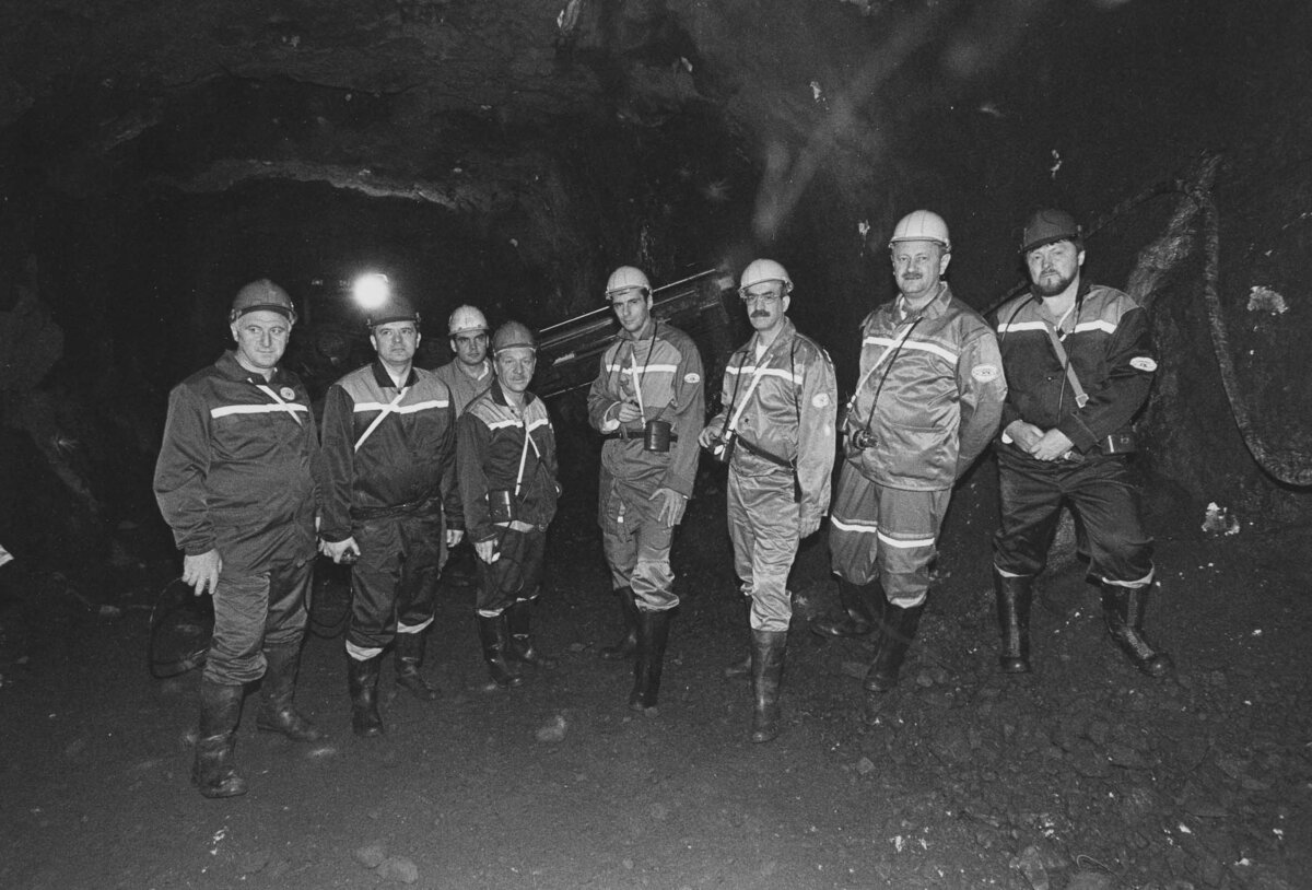 Михаил Прохоров в шахте.