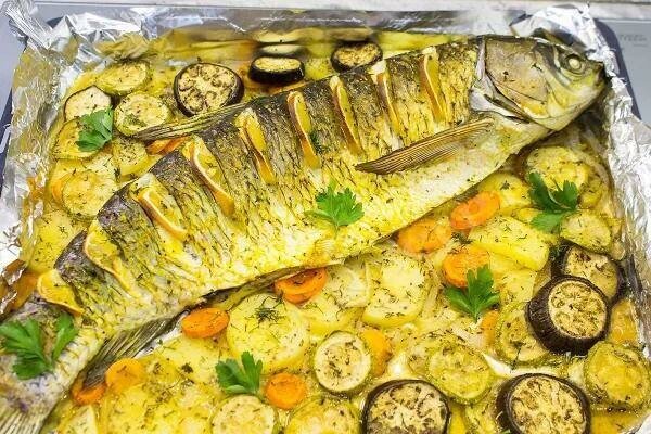 Рыба с картошкой в духовке – самый простой рецепт