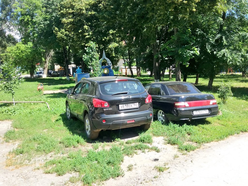 За парковку машины возле своего дома можно получить штраф? | Налоговый и  финансовый эксперт | Дзен