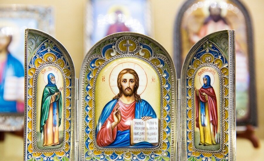 Церковь одигитрии ростов великий. Ростов великий кремль мощи. Храм иконы божией матери одигитрия ростов великий. Владимирская икона ростовская финифть. Храма толгской иконы божьей матери ростов.