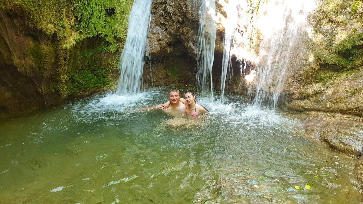 Водопад чаша любви. Водопад чаша любви в Геленджике.