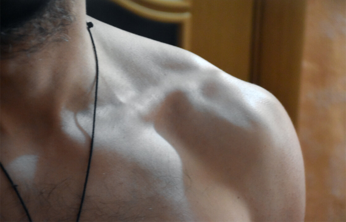 Правое плечо