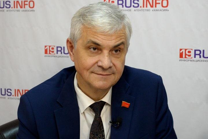 19rus info. Список мэров Черногорска. Щербаков Владимир Иннокентьевич Одноклассники Хакасия. Кандидаты на выбора в Хакасии Шира в МАИ.