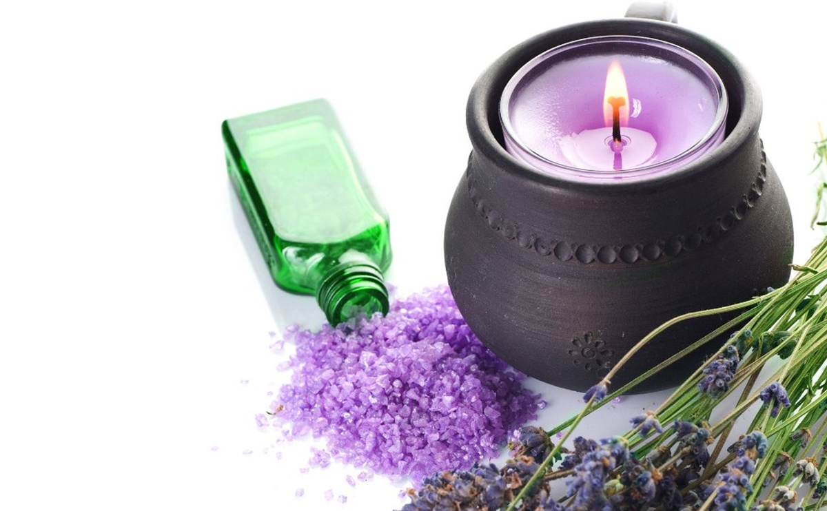 и обязательно чистить новое жилье от чужой энергетики.