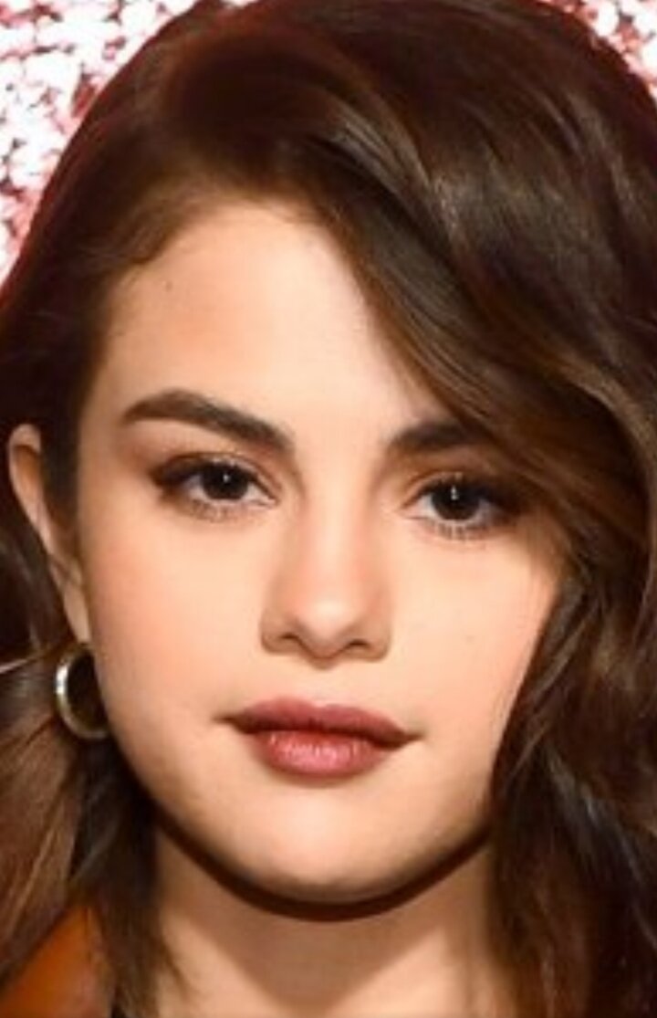 Селена Гомес