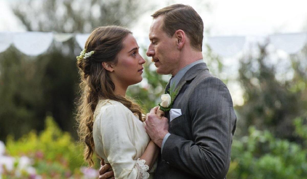 Благодарю за предоставленные фотографии сайту "ivi".