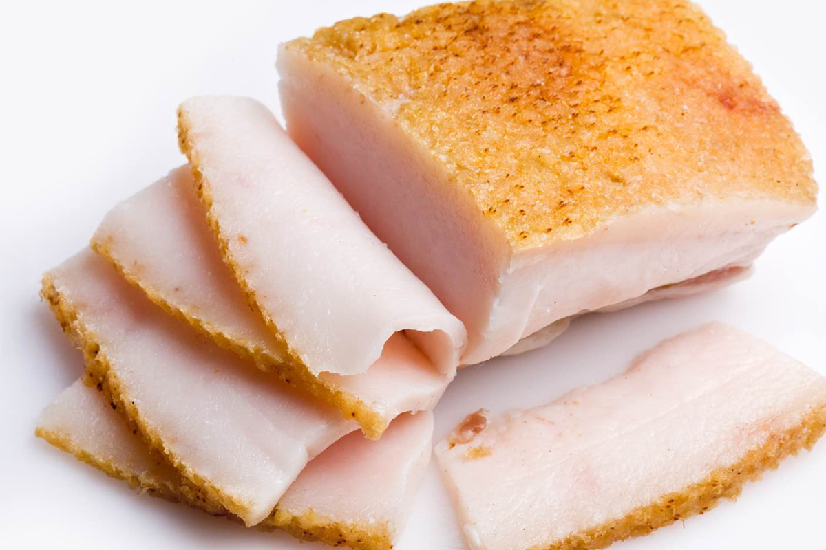 с какого возраста детям можно сало