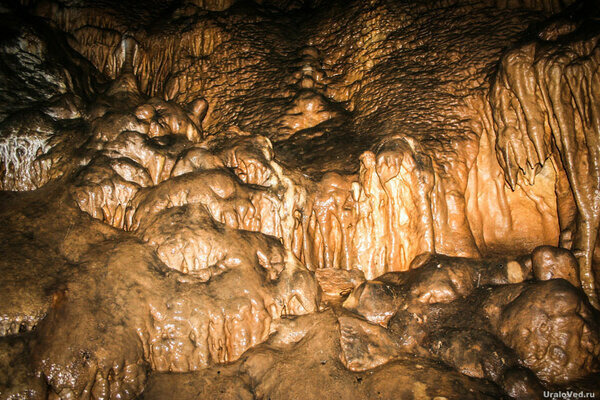 В пещере Чудесница