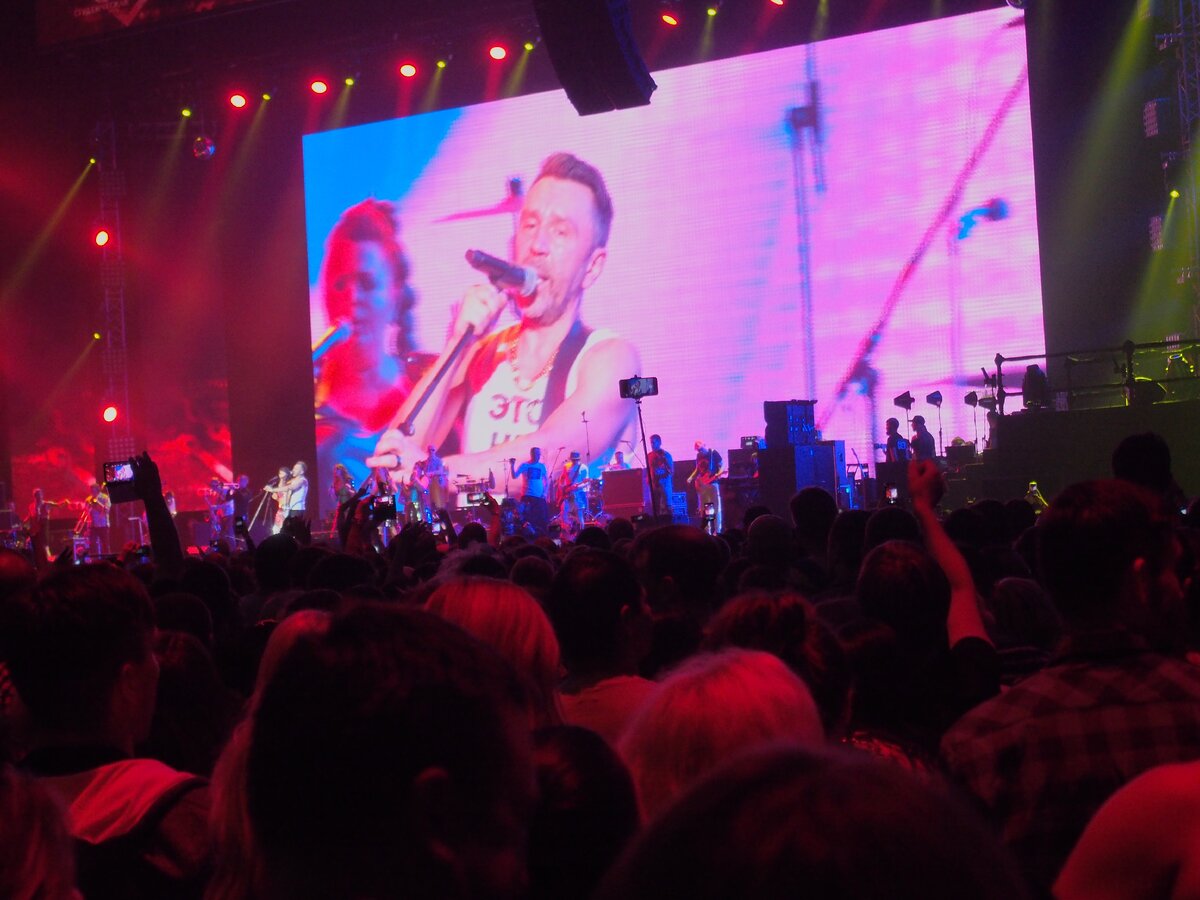 ФОТО ИЗ ЛИЧНОГО АРХИВА. Концерт Группы Ленинград 