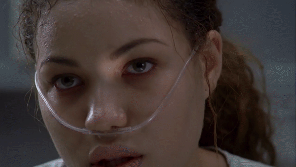  Одна из самых серьезных опасностей распространения отека — гиперкапническая кома, за которой может последовать смерть.
House, M.D. / NBCUniversal, 2007
