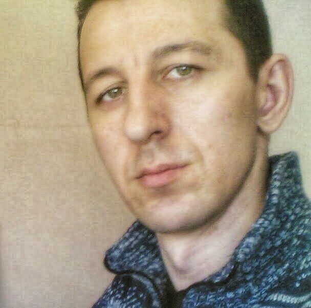 Реальная жизнь и опросы.