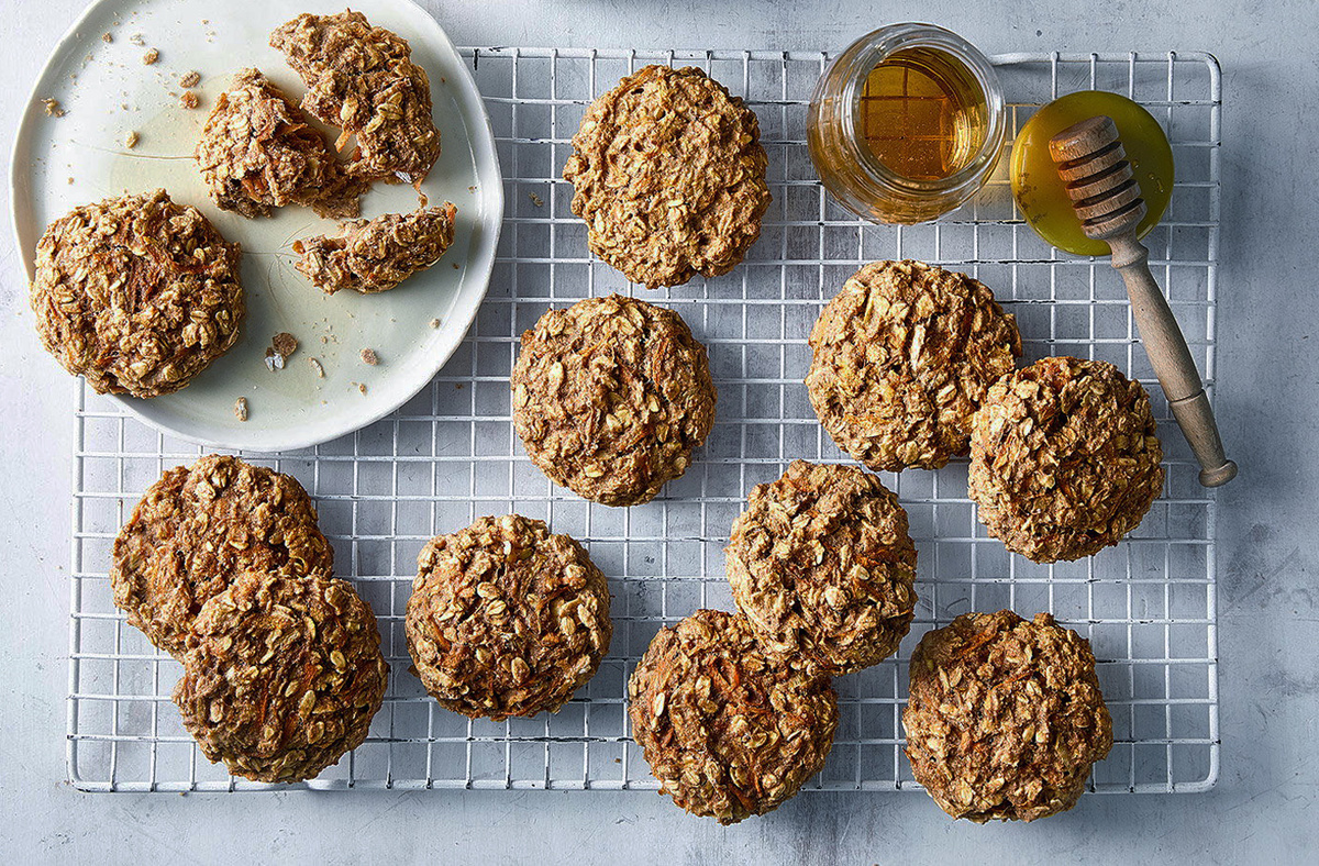 Рецепт крайне прост в приготовлении и можно успеть испечь даже утром на завтрак детям.