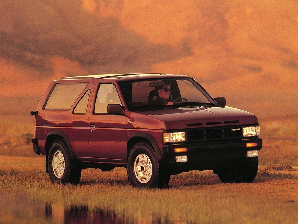 Террано 1 поколения. Nissan Pathfinder wd21. Nissan Terrano 1985. Nissan Terrano 1. Nissan Terrano wd21.