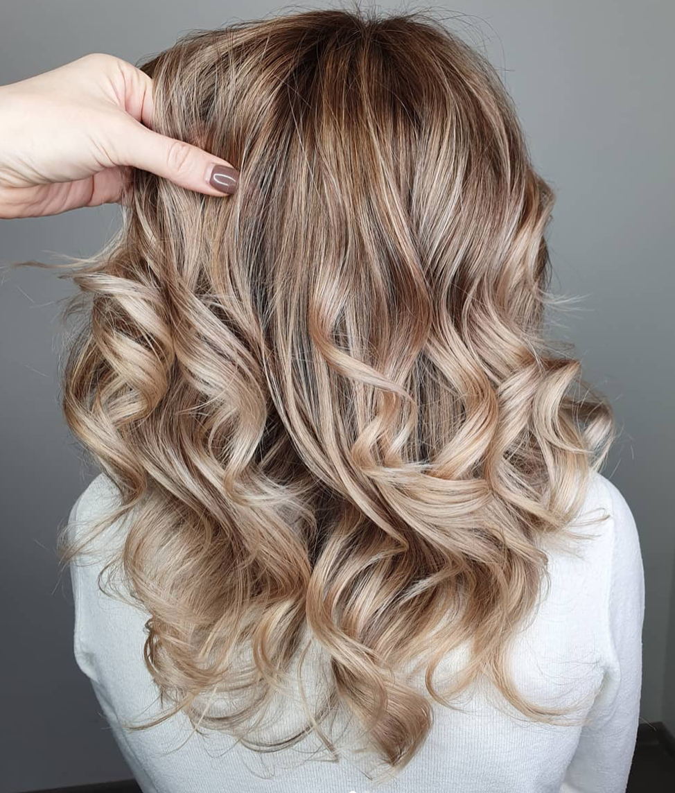 Окрашивание в технике Airtouch