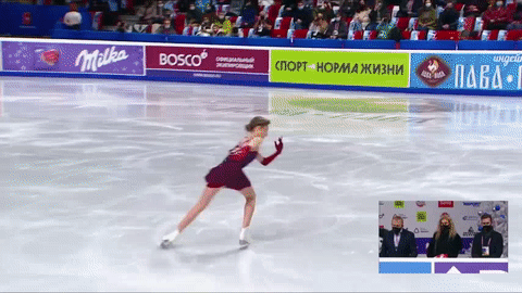 При создании gif-анимации была использована трансляция Первого канала.