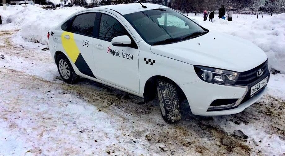 Можно ли на лада веста работать в яндекс такси