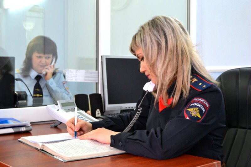 Операторы 02 за работой (фото из свободных источников)