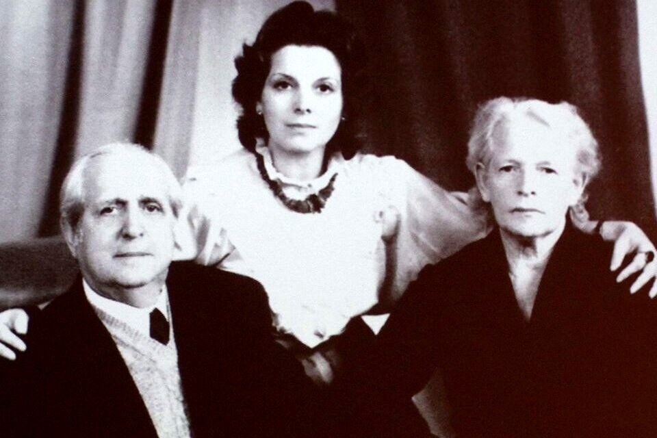 С родителями, скрин