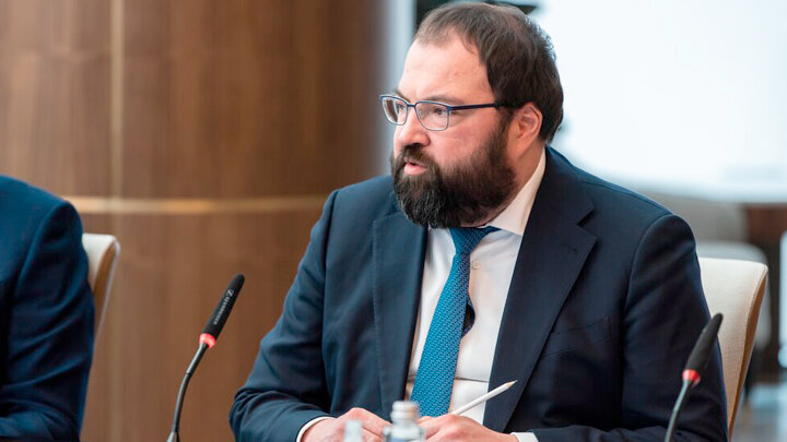 ГЛАВА МИНИСТЕРСТВА ЦИФРОВОГО РАЗВИТИЯ, СВЯЗИ И МАССОВЫХ КОММУНИКАЦИЙ РОССИИ МАКСУТ ШАДАЕВ. ФОТО: МАКСИМ МИШИН, ПРЕСС-СЛУЖБА МЭРА И ПРАВИТЕЛЬСТВА ГОРОДА МОСКВЫ / АГН "МОСКВА"    