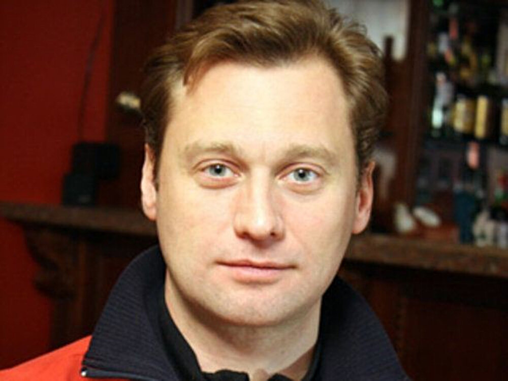 Виктор Петренко