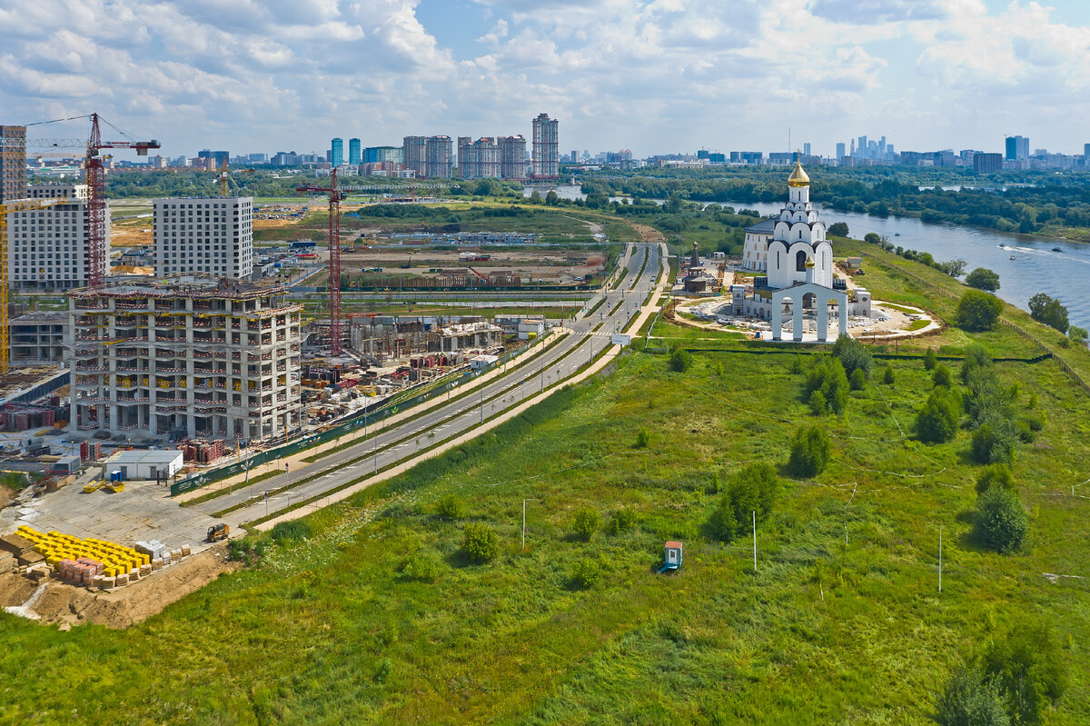 Девелопер «Клубного города на реке Primavera» строит дороги на полуострове  Покровское-Стрешнево | Клубный город на реке Primavera | Дзен