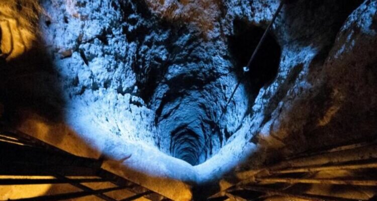 Вход в подземный город