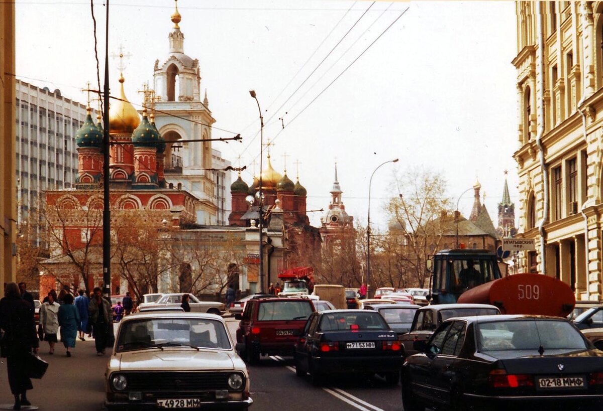 москва улица в 2000 году