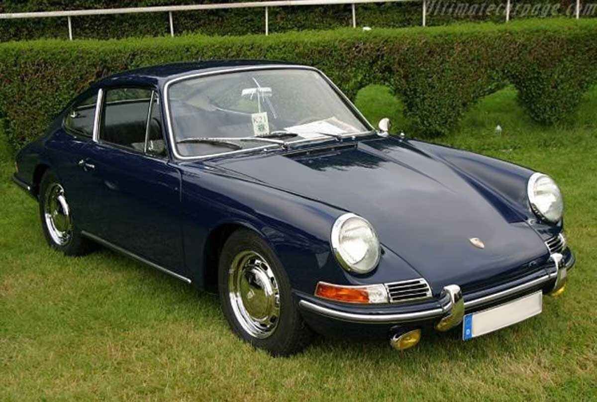 Porsche 1900