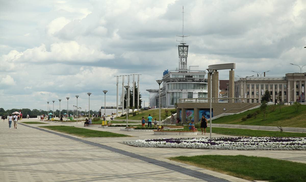 Нижегородские художники представят свои работы на Нижневолжской набережной  в День города | Столица Нижний LIVE | Дзен