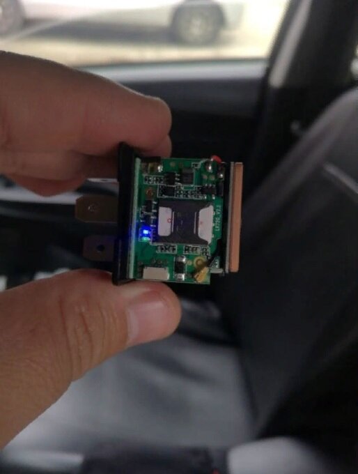 Автомобильное реле с GPS-трекером