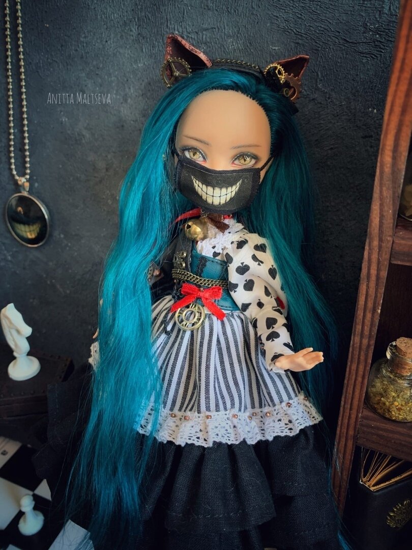 Чеширский кот в стиле стимпанк. Листай, чтобы увидеть больше фото