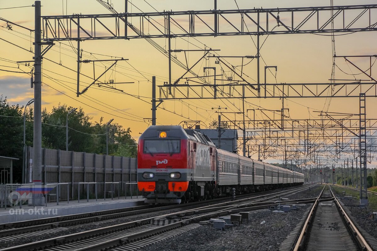Деревня лыкошино новгородская область. Бологое угловка. Вокзал бологое водонапорная башня. Станция угловка. Деревня лыкошино тверская область бологовский район.