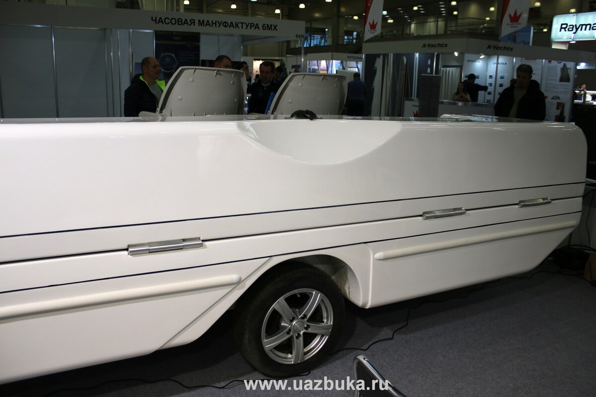 Прицеп-понтон вид сбоку.