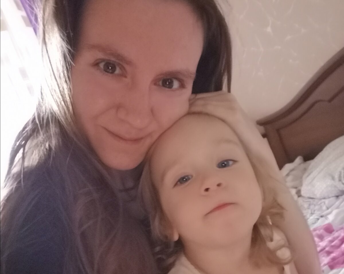 Дочь ещё мала, но старшие не откажутся попробовать себя в роли взрослых