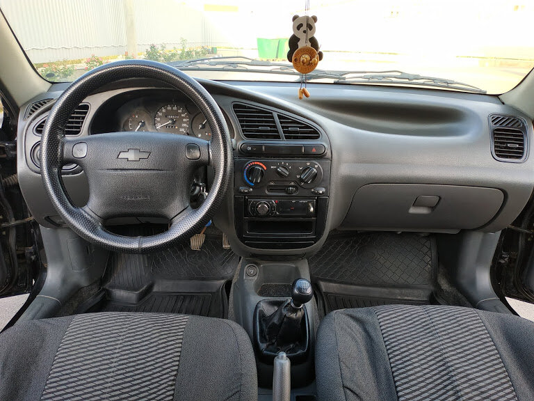 Салон Ланоса