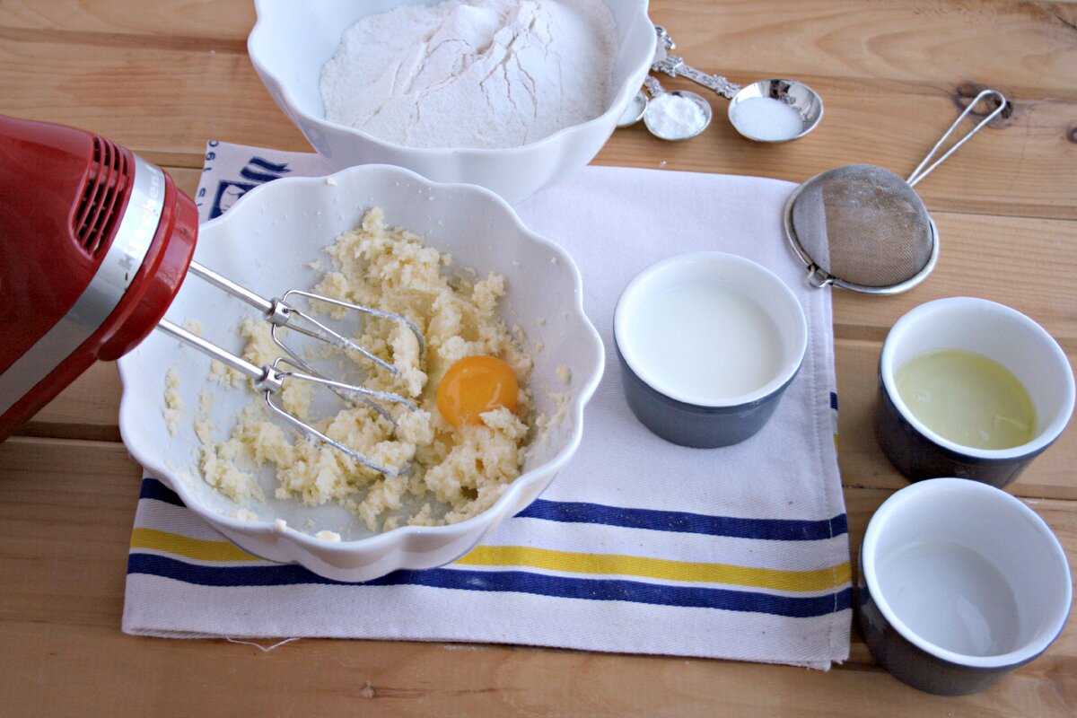 Пирог "Дедушкины усы". Название оригинальное и вкус пирога удивит.