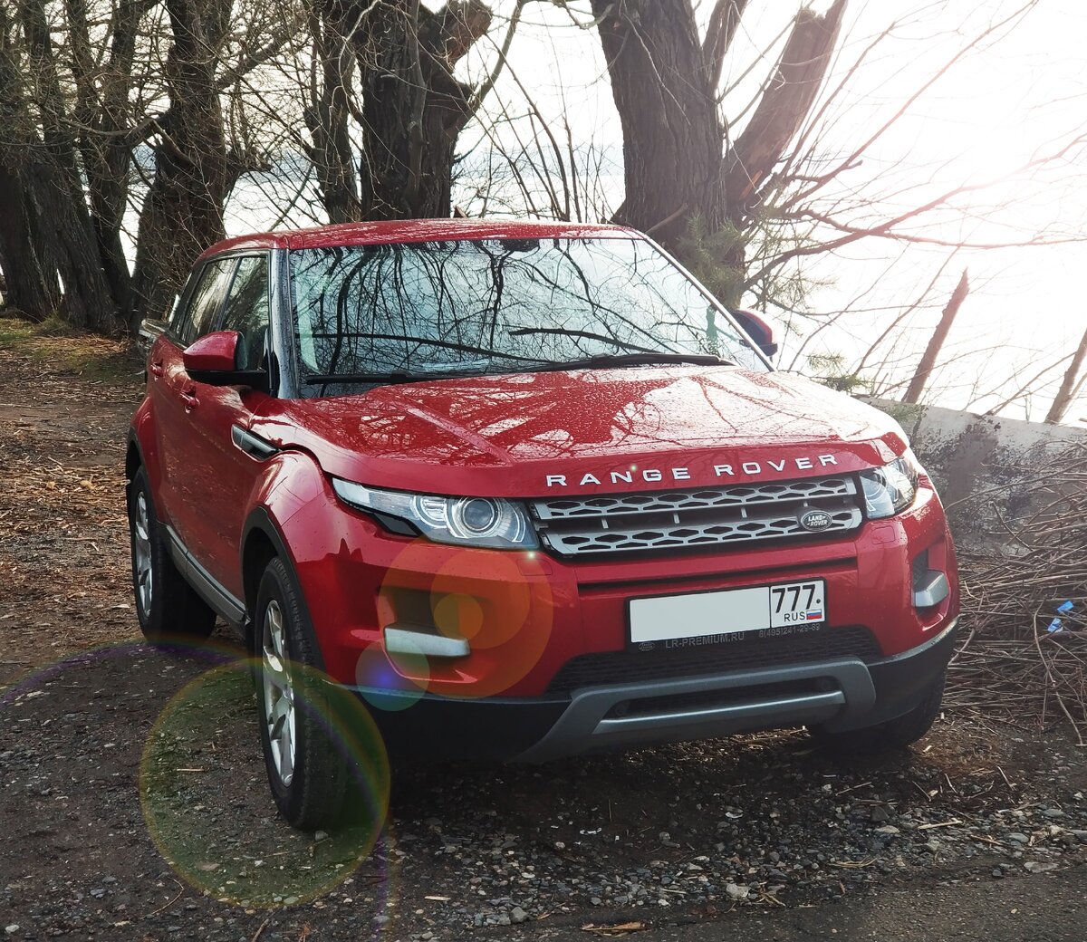 Range Rover Evoque 2015. Фото сделал в 2018 году в Переславле-Залесском