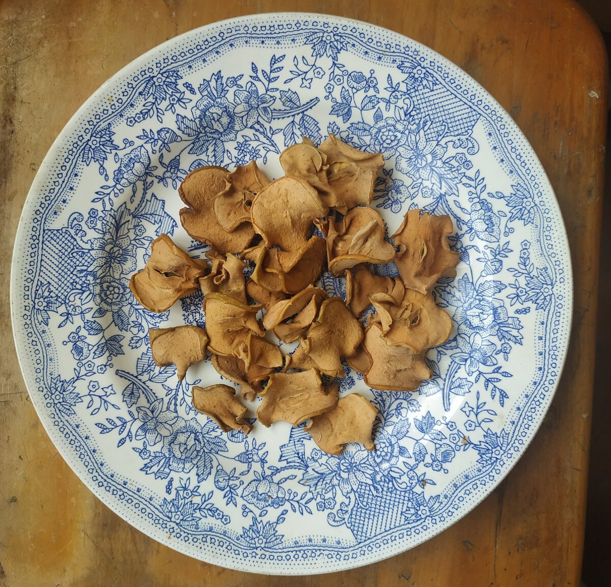 Сушеные яблоки. Фото автора канала "Классная кухня".