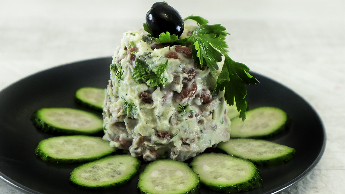 Салат с языком