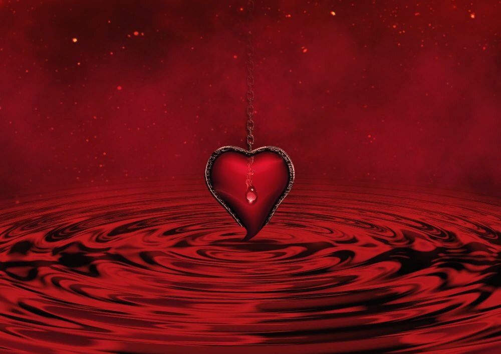 А слёзы расплавленным оловом по бедному сердцу текут...