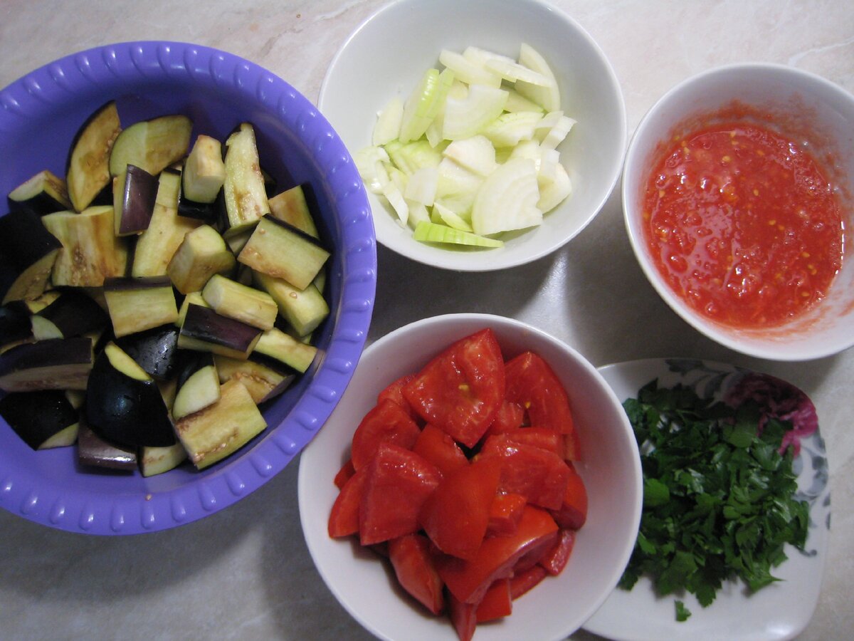 Простая, но очень вкусная закуска из баклажанов с помидорами. Пошаговый  рецепт с фото. | STASNET | Дзен