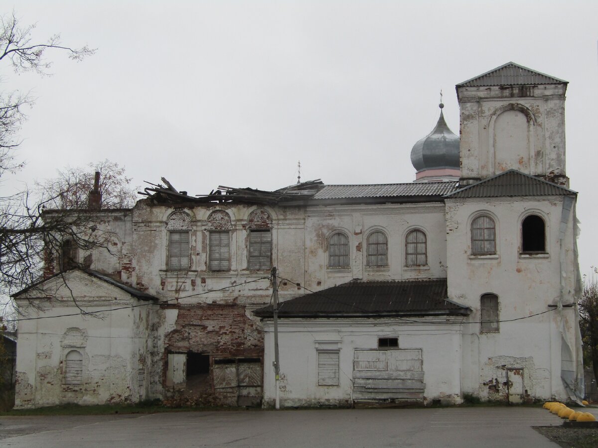 Церковь Введения во храм Пресвятой Богородицы