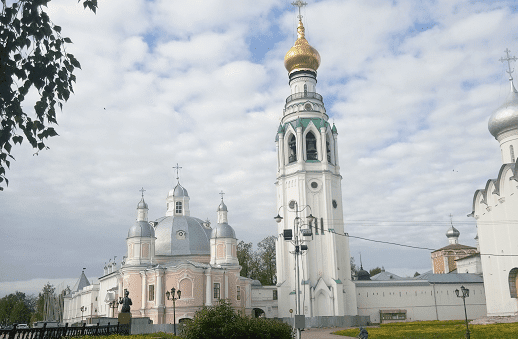 Гражданство России Донбассу, Луганщине, Крыму, Афганистану,Ираку, Сирии и Йемену.