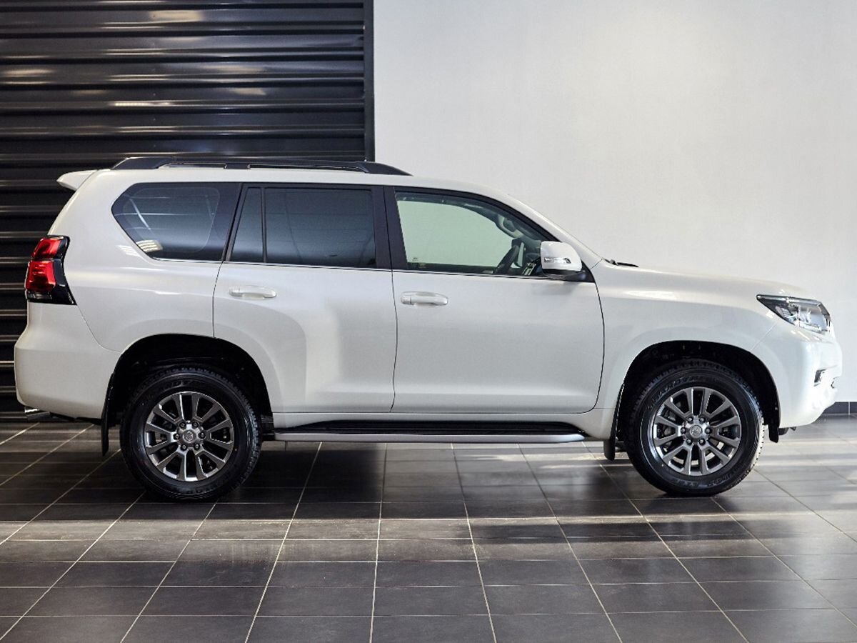 Land Cruiser Prado 2020