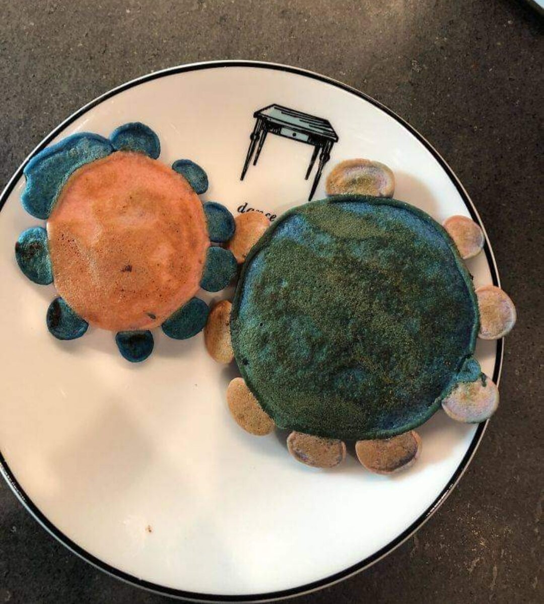 Оладьи для любимой жены. А ведь порыв хороший!