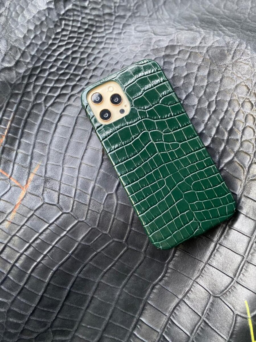 Зелёный кожаный чехол ручной работы с выделкой под крокодила Mobcase 1478